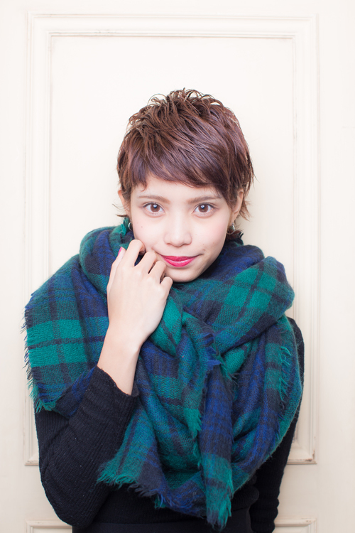 スタイリング簡単！無造作大人小顔ハンサムショート